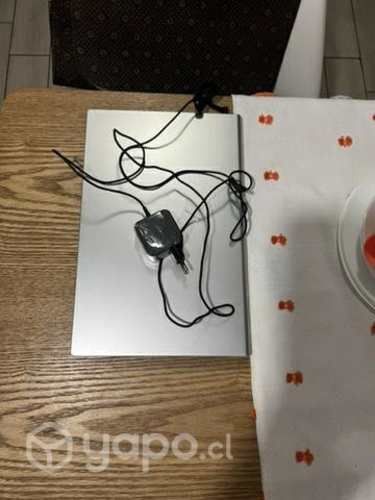 Notebook ASUS como nuevo