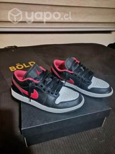 Jordan 1 low 9.5 us (43)