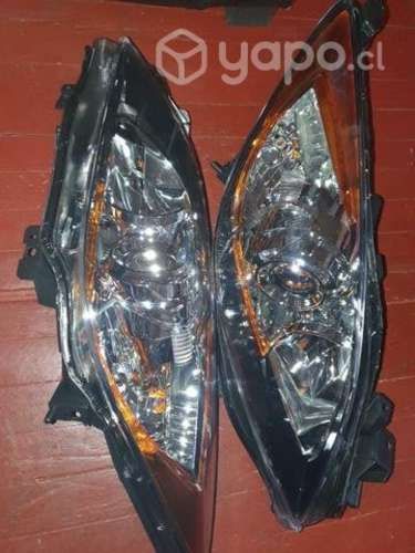 Optico mazda  izquierdo o derecho