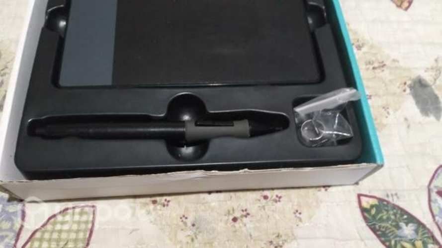 Tableta Gráfica HUION 420 (Tipo Osu!)