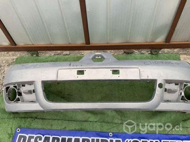 Parachoque clio 2010