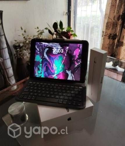 Ipad 8va 10.2/ 32GB + Pencil + Funda y Teclado