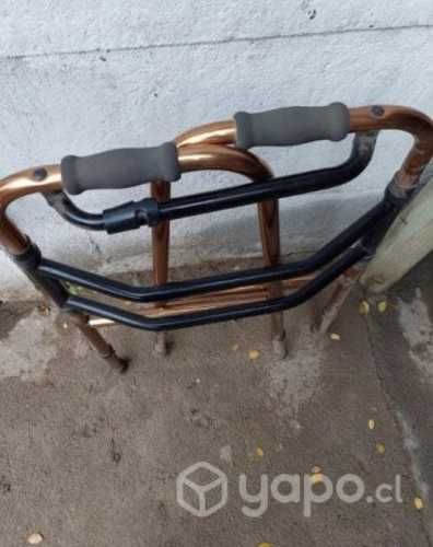 Andador ortopédico
