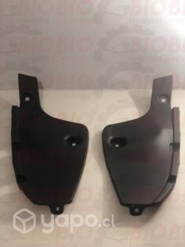 Mensula guia parachoque trasera (aleta) toyota new