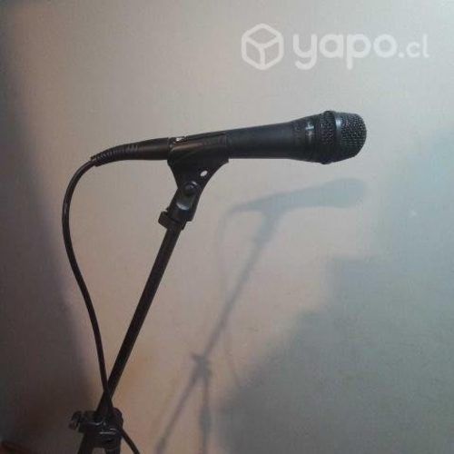 Microfono Dinamico Shure PGA57-XLR (Incluye Cable)