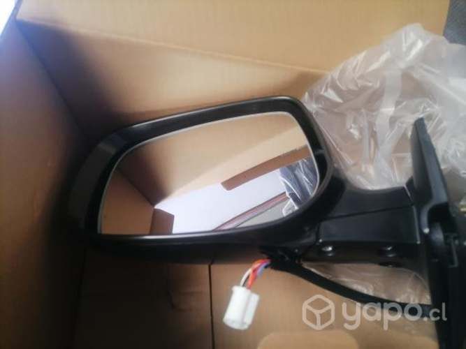 Espejos yaris sport c/intermitente 06-09