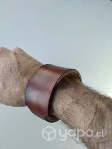 Pulsera de cuero