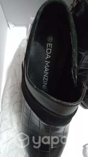 Hermoso Botin negro EDA MANZINI