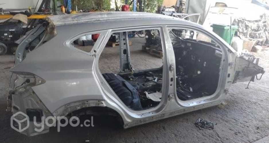 Carroceria, Cola, Pilar, Techo, Trompa (HTC129) Hy