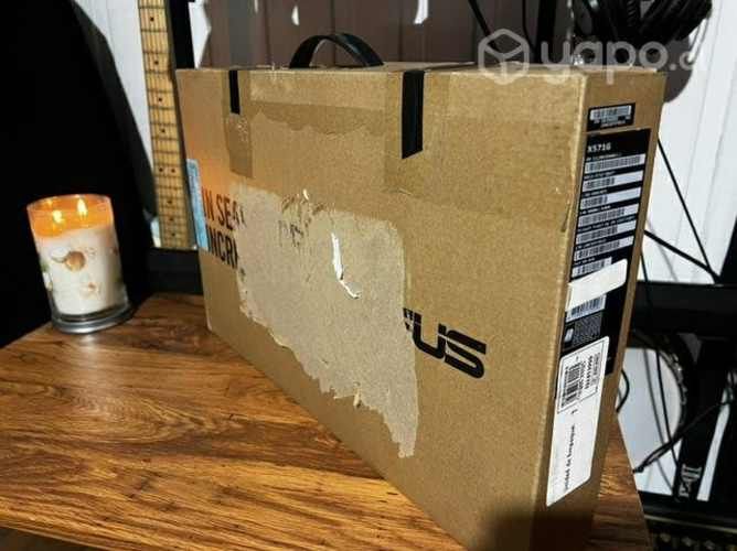 Laptop ASUS X571gt 8gb RAM / 512g