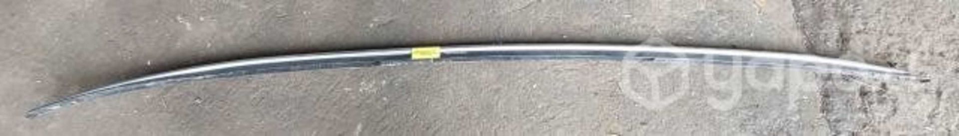 Barra Izquierda Techo (MXV291) Mahindra XUV500 2.2