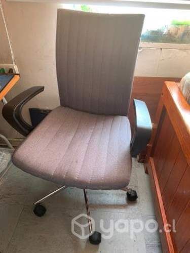 Silla Pc Clásica Salford 91x63x58 Cm Gris