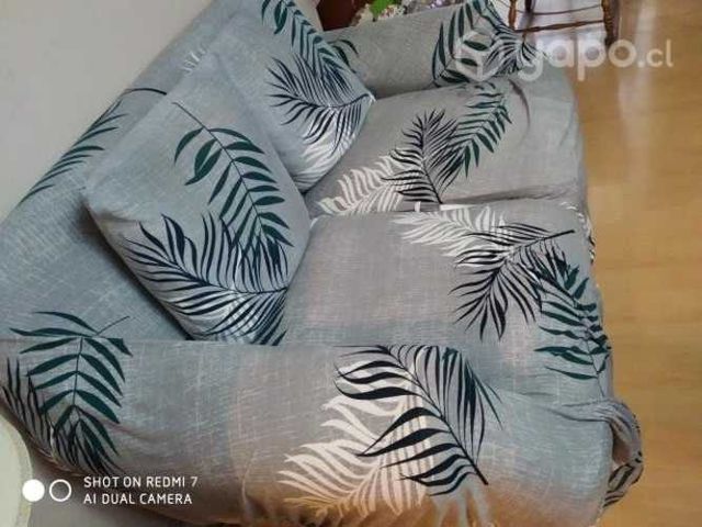 Sofá de dos cuerpos en buen estado