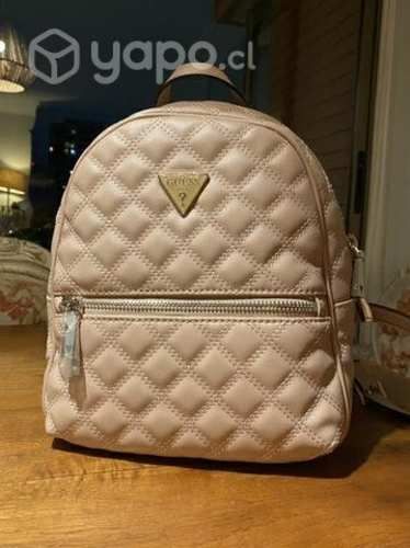 Mochila guess nueva