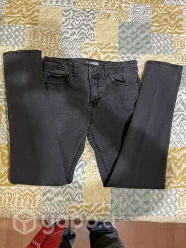 Pantalones usados en buen estado
