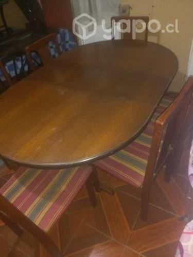 Comedor de mesa extendible con seis sillas en perf