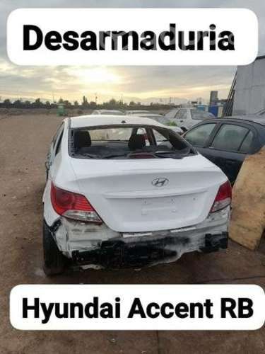 Puerta copiloto hyundai Accen rb