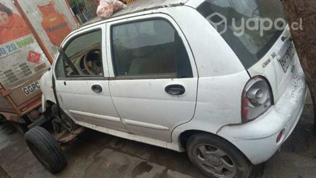 Puerta delantera izquierda chery iq