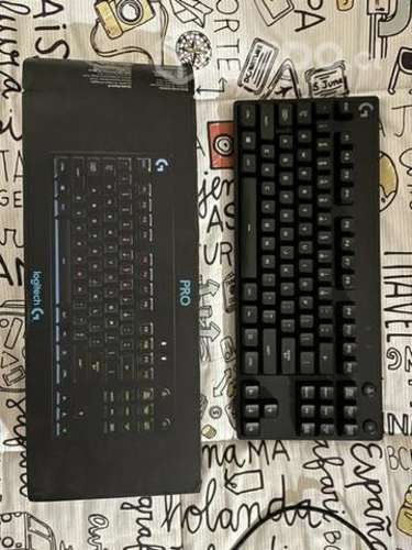 Teclado Logitech G PRO