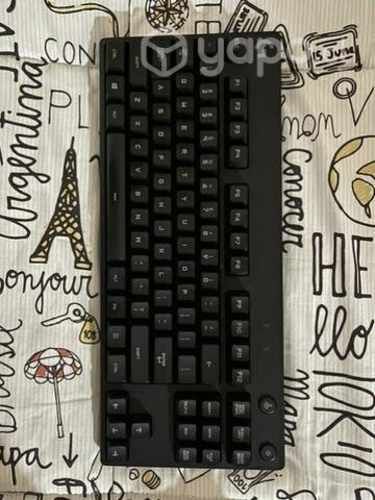 Teclado Logitech G PRO