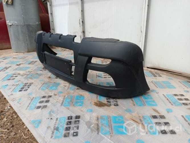 Parachoques delantero Mahindra Pick Up