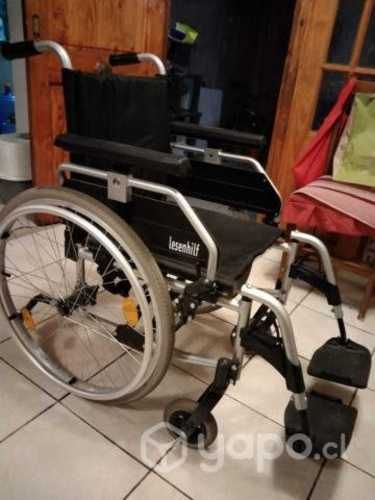 Silla de ruedas como nueva
