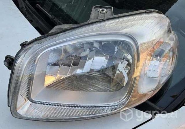 Optico izquierdo Fiorino 2015 2023 detalle pata