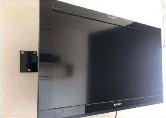 Televisor Sony Bravia 41" (no Smart tv)