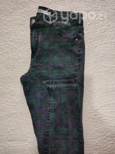 Jeans pitillo cuadros verde