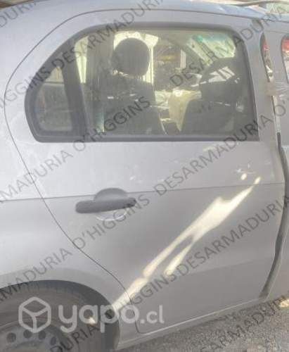 Volkswagen Voyage 2014 1.6 Puerta trasera Derecha