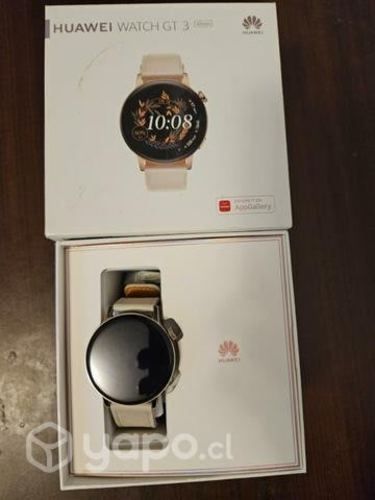 Reloj inteligente HUAWEI HATCH GT3 dorado