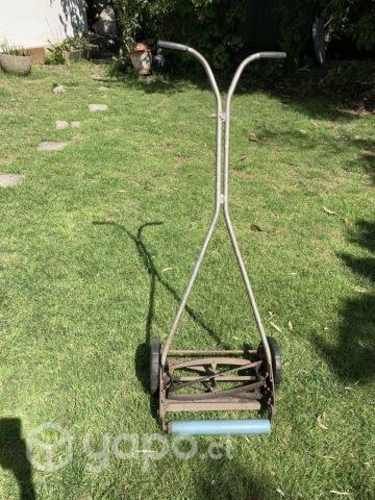 Máquina de cortar pasto manual