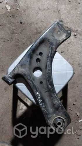 Bandeja derecha chery tiggo 2