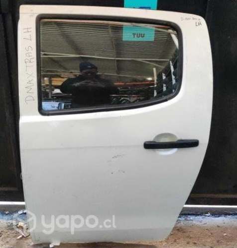 Puerta trasera izquierda chevrolet d-max