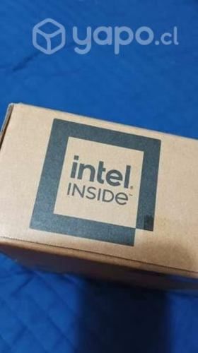 Computadora portátil ASUS NUEVA