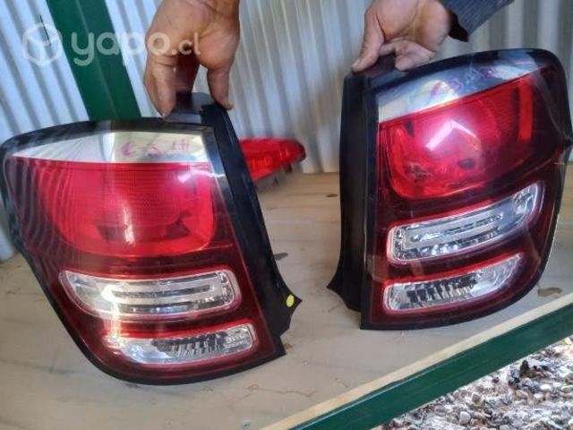 Foco trasero LH Y RH citroen c3 2014