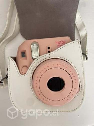 Instax mini 8 rosada con funda