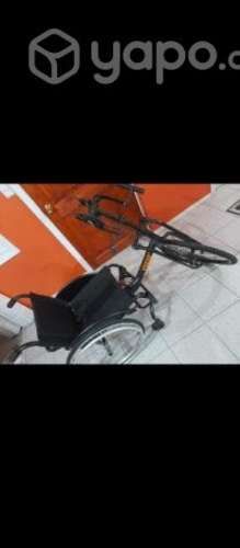 Silla de ruedas con tracción manual