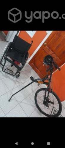 Silla de ruedas con tracción manual