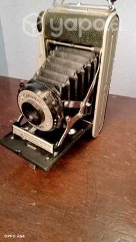 Cámara fotográfica antigua