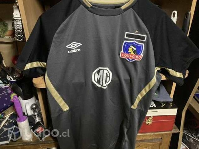 Polera mg colo colo entrenamiento original