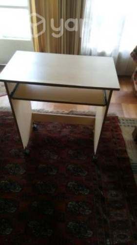 Escritorio en buen estado