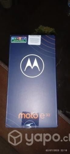 Moto e30
