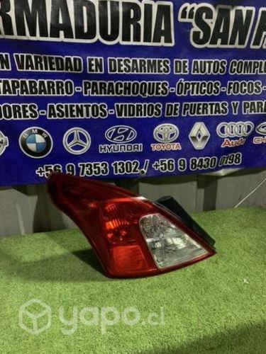 Foco izquierdo versa