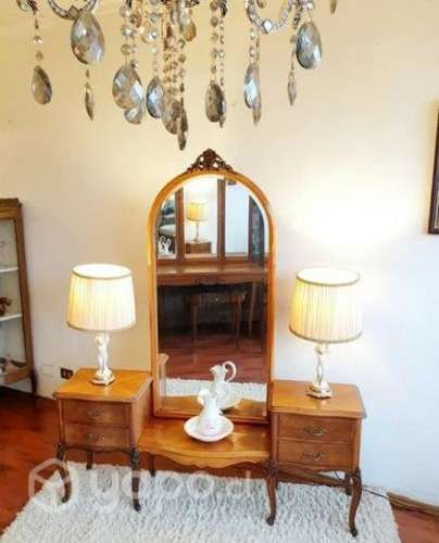 Antiguo mueble francés