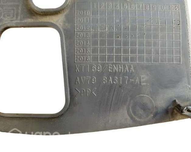 Cubre Frontal Superior Mazda BT