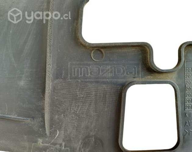 Cubre Frontal Superior Mazda BT