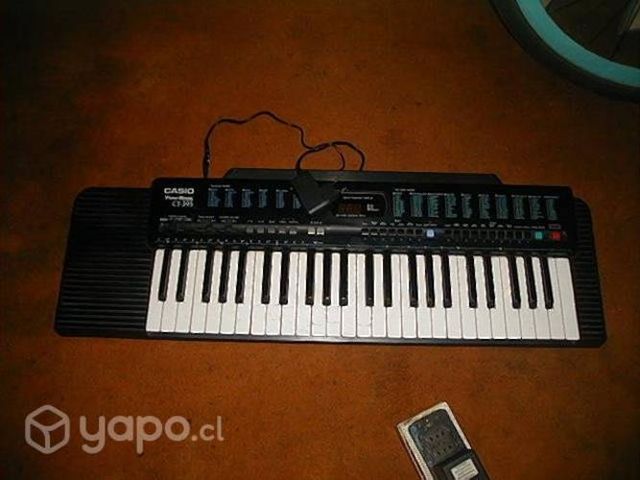 Teclado piano casio ct -395