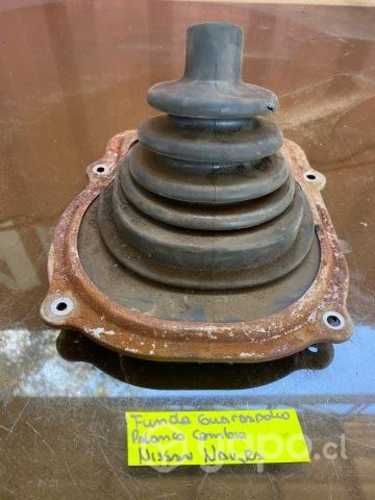 Funda guardapolvo Nissan Navara 2015