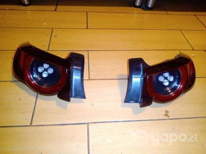 Mazda 3 2022 foco trasero izquierdo y derecho orig